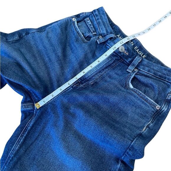 American Eagle Curvy Mom Jeans high waist size 2 Long - Picture 14 of 16